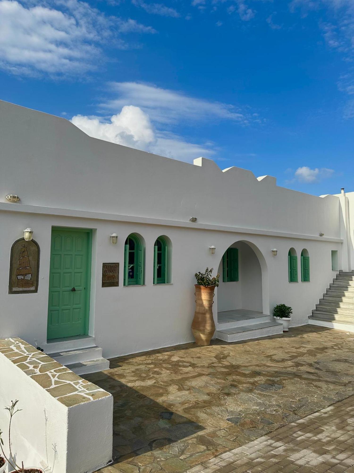 Hotel Petradi Chora  Exterior photo